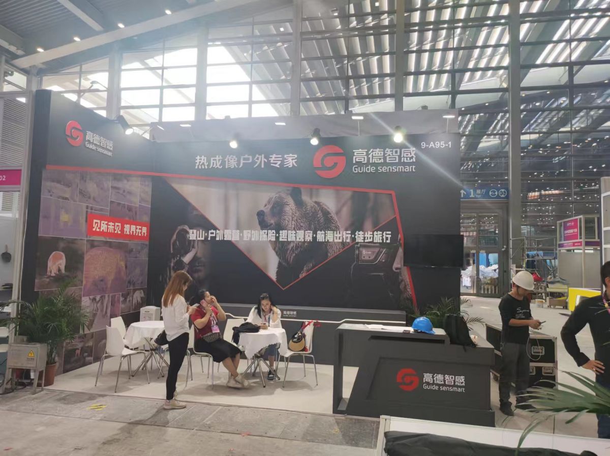 東莞展位搭建：搭建速度與搭建質(zhì)量，我們?nèi)绾螢槟峁┳罴呀M合？