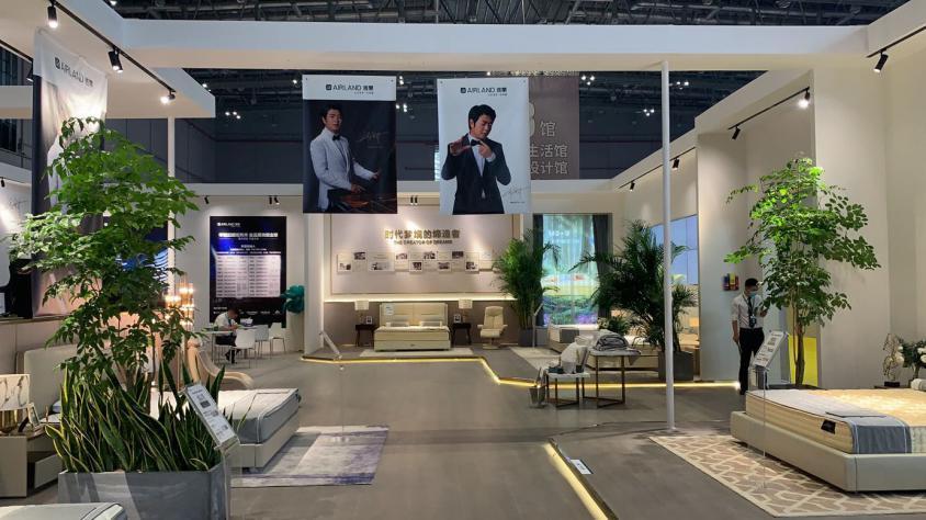 廣州展臺(tái)設(shè)計(jì)如何打造讓客戶(hù)驚嘆的展臺(tái)？