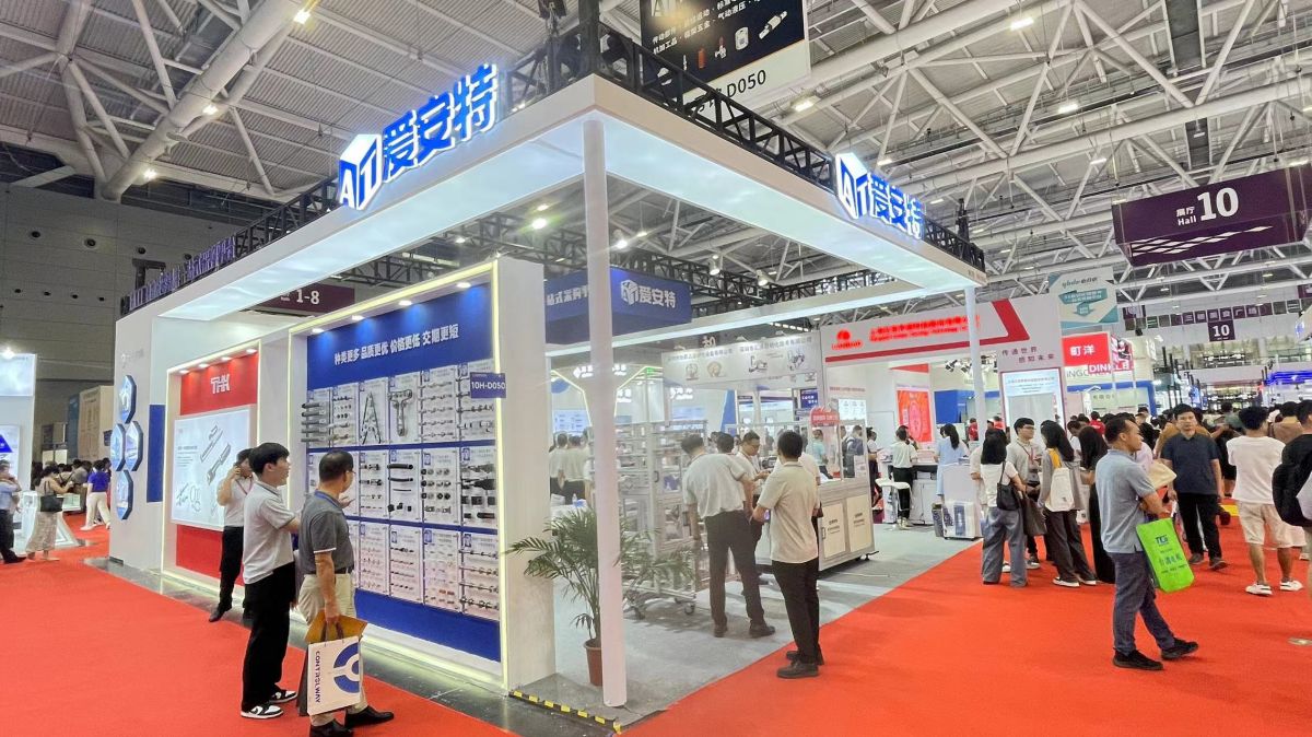 展覽搭建工廠深圳如何通過設(shè)計(jì)能力提升品牌影響力？