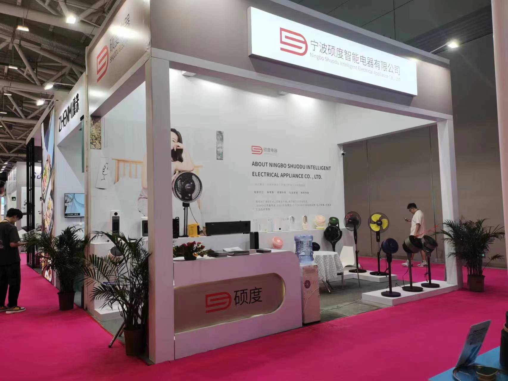 廣州展臺(tái)設(shè)計(jì)設(shè)計(jì)能力與搭建速度的完美平衡