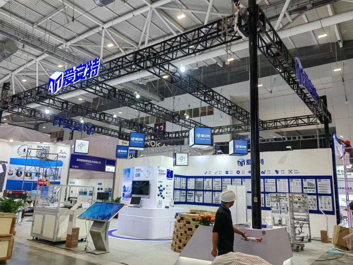 美國展會搭建服務(wù):專業(yè)與高效的結(jié)合(圖1) 美國展會搭建服務(wù):專業(yè)與高效的結(jié)合