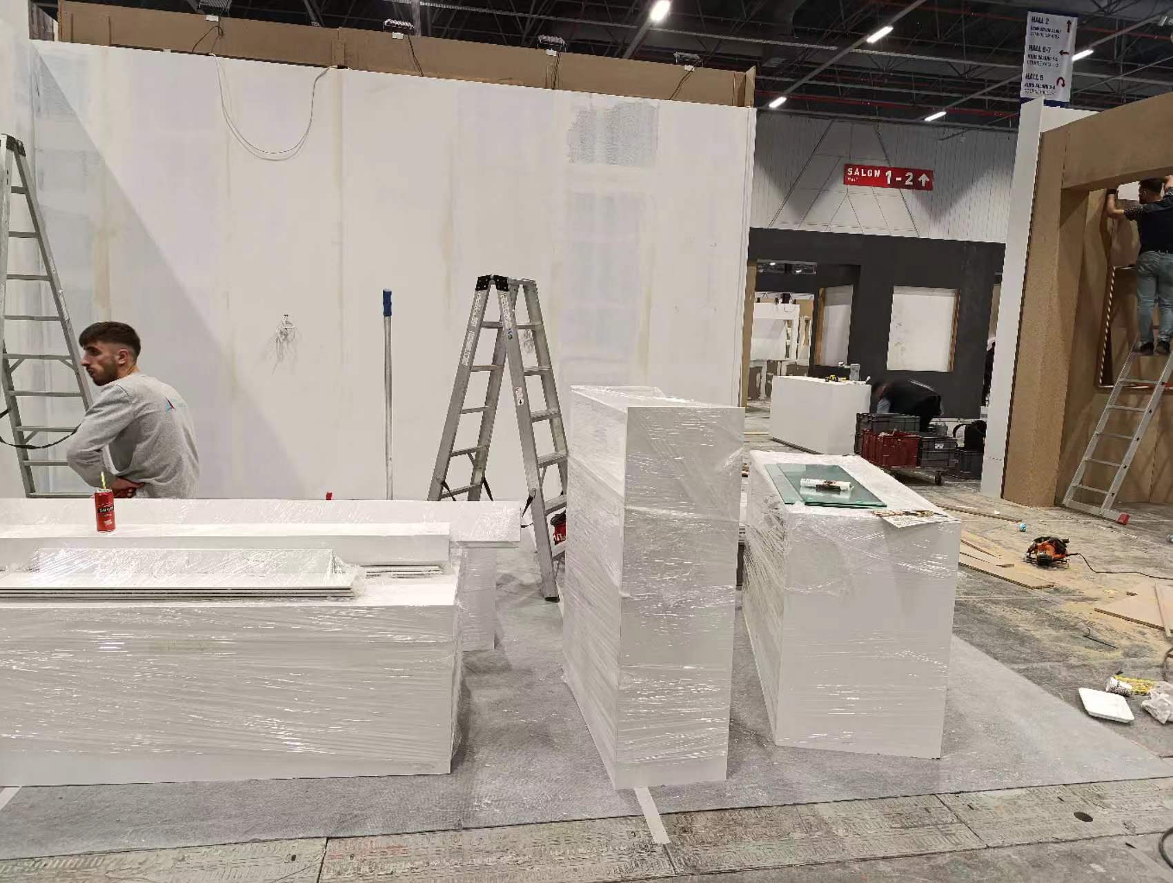 武漢展會(huì)搭建材料的選擇與注意事項(xiàng)(圖1) 武漢展會(huì)搭建材料的選擇與注意事項(xiàng)