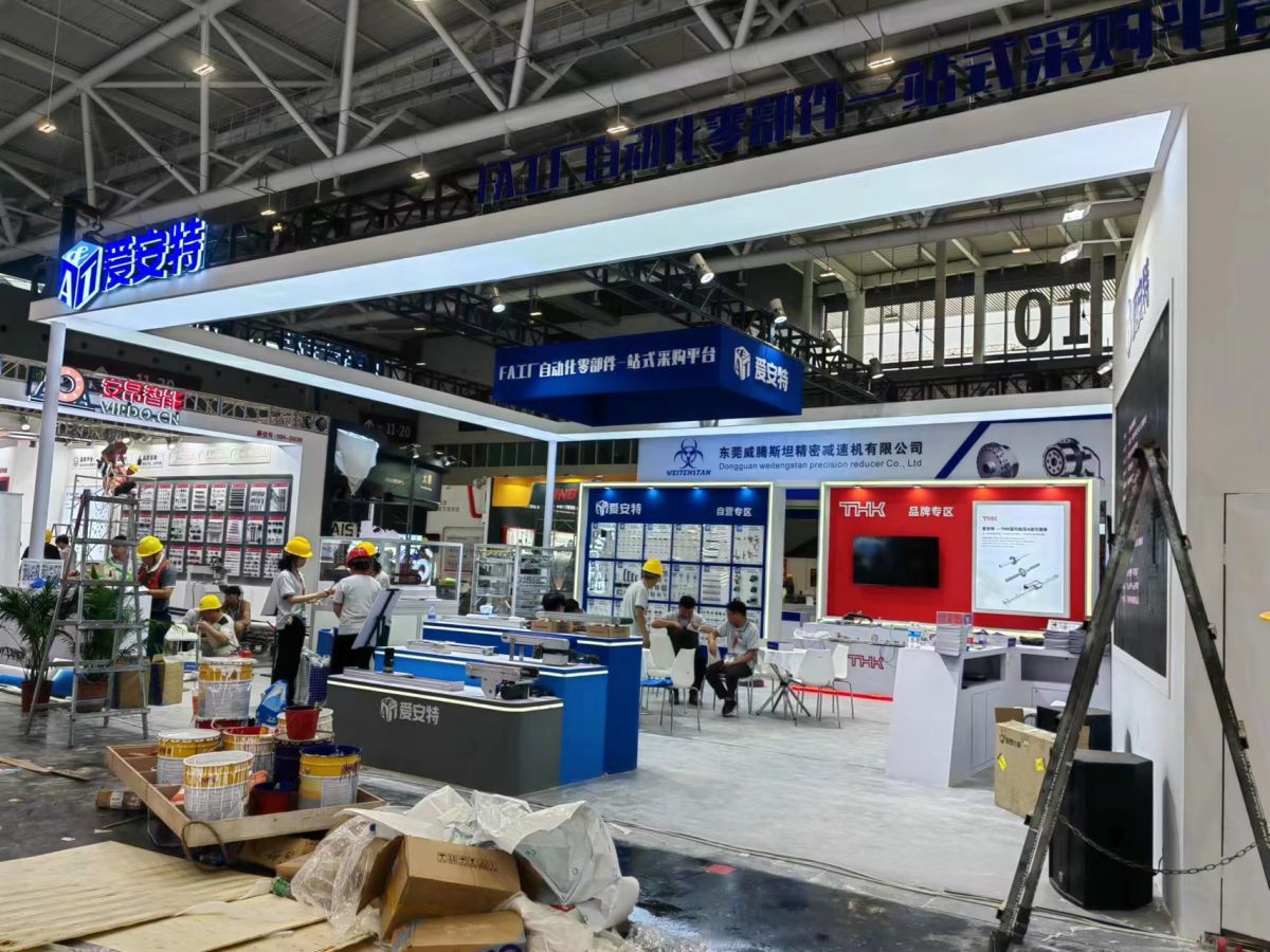 上海展位搭建商：搭建速度，我們?nèi)绾卧诰o急情況下迅速響應(yīng)？