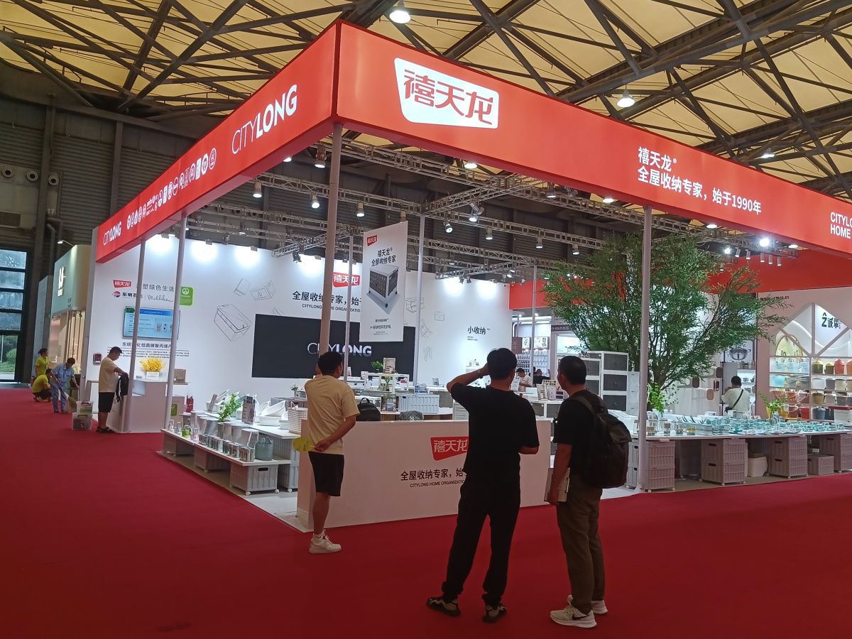 重慶展位設(shè)計公司：設(shè)計案例的創(chuàng)新性如何吸引國際目光？