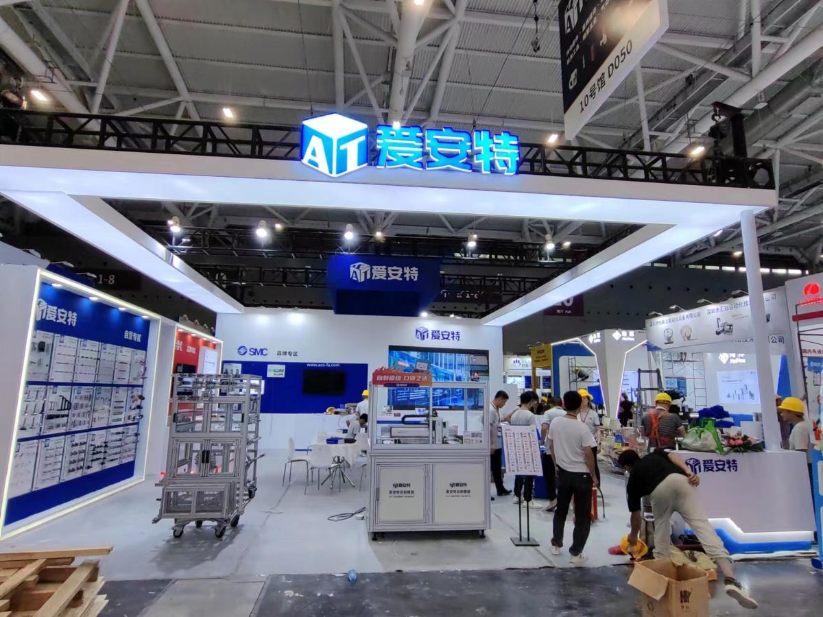 美國(guó)展臺(tái)設(shè)計(jì)的創(chuàng)新元素與風(fēng)格探索(圖1) 美國(guó)展臺(tái)設(shè)計(jì)的創(chuàng)新元素與風(fēng)格探索